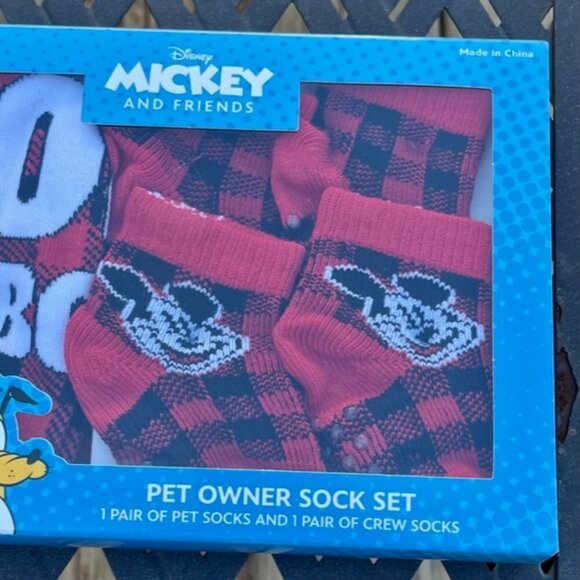 Disney NEW Mickey Pet Owner Sock Gift Set Box Matching Socks - Picture 3 of 7